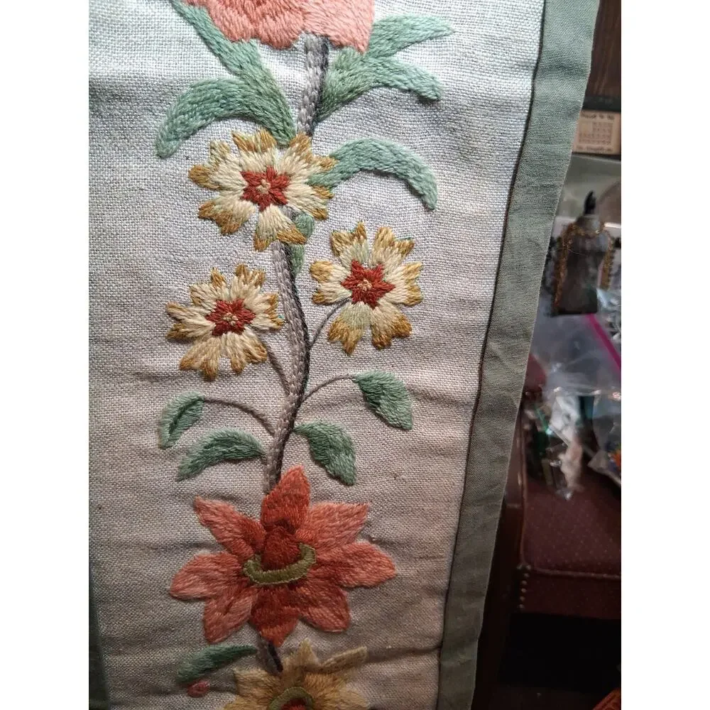 Vintage Crewel Embroidery Bell Pull Floral Linen Hand Stitched Hanger 46.5 × 7.5